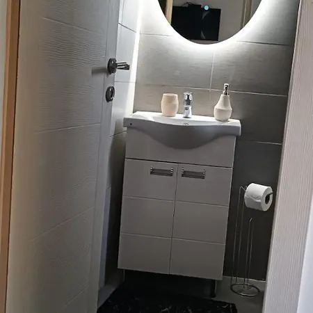 Andela 4 Appartement Vrdnik